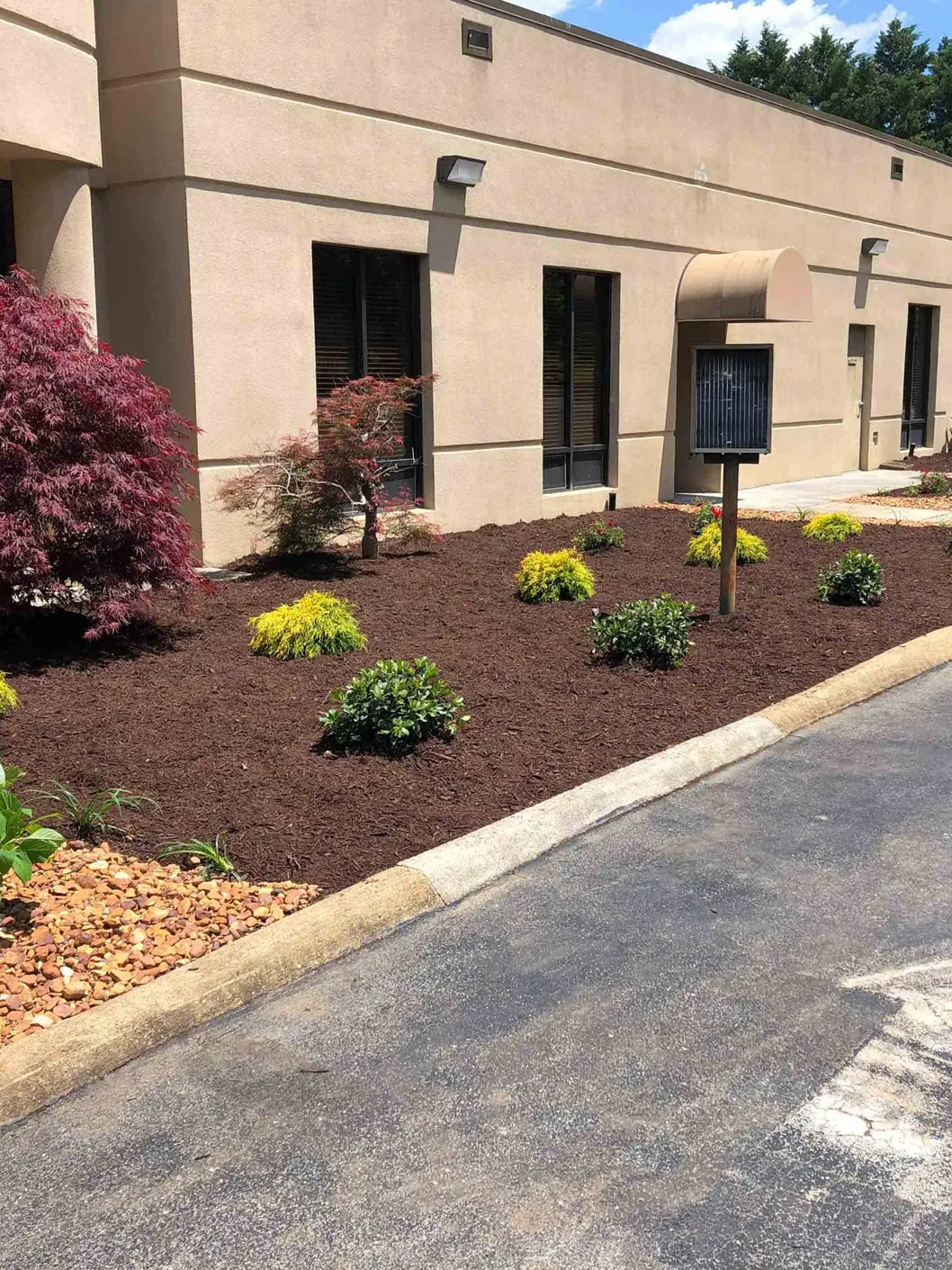 Lumberjacks Eco-Blend Mulch production Chattanooga